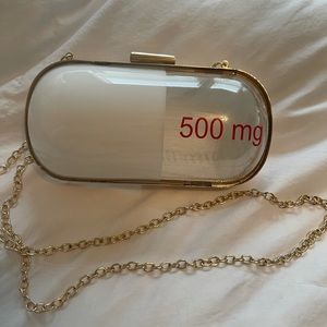 Novelty pill purse 💊 doctor nurse pharmacist